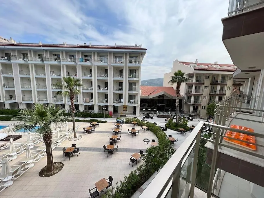 Luks Daire 5 Yildizli Otelde Kusadası